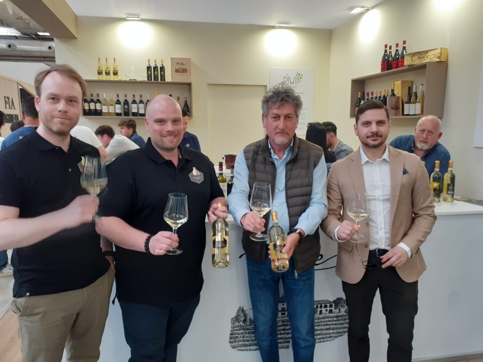 GeneSimmonsMoneyBagWine.com